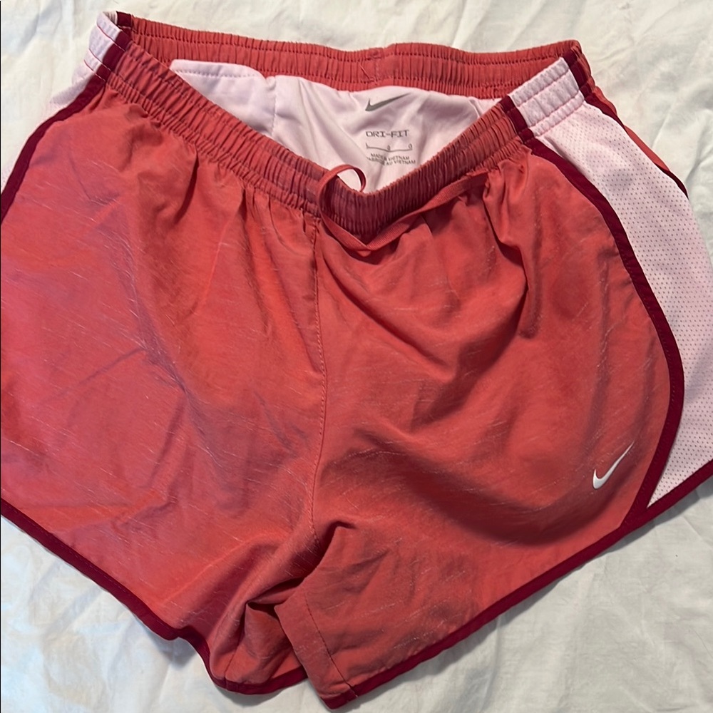 Nike Pink Athletic Shorts Lightweight Moisture-Wicking Girls